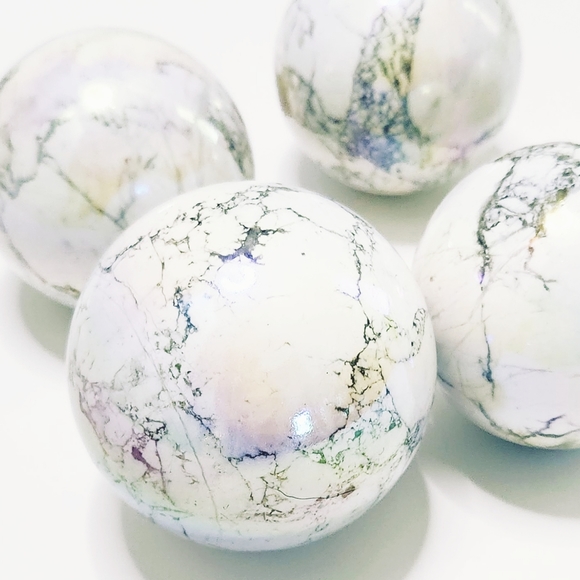 Metaphysical Other - NWT Angel Aurora, Howlite, sphere, crystals, metaphysical, sage, Tarot, jewe…